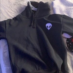 black romwe alien hoodie